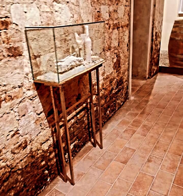 Instagram post from eldevinos. This post is in position 9.